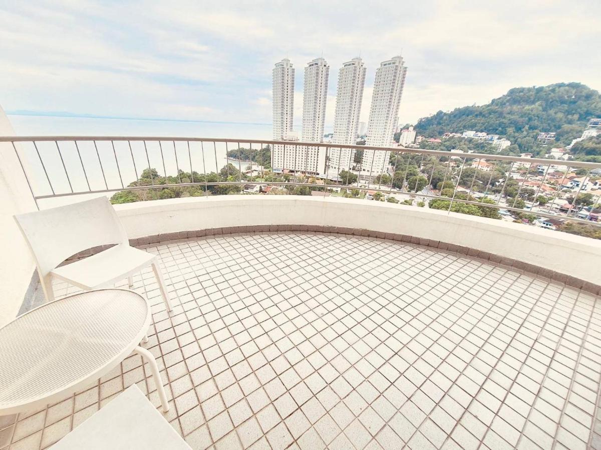 Seaview Deluxe Studio Couples Room S Tanjung Bungah (Penang) Exterior photo